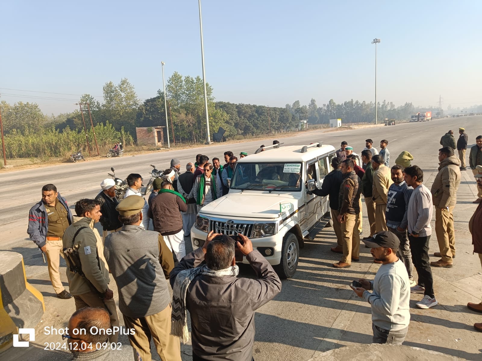 BKU Delhi March: Police stopped West UP farmers from going to Noida, many workers put under house arrest