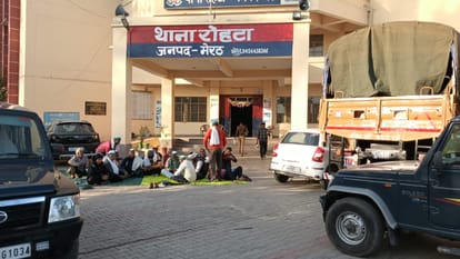 Bhakiyu enraged on stopping Rakesh Tikait going to Noida, workers surrounded police stations in West UP