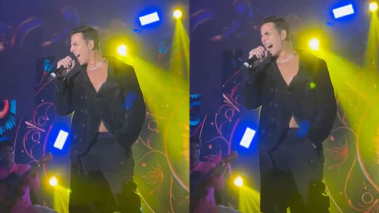 Akshay Kumar Video viral sky force actor sing Mujh Mein Tu song in a wedding function watch inside