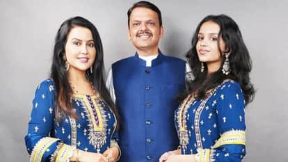 Who is Maharashtra New Chief minister Devendra Fadnavis Wife Amruta Fadnavis