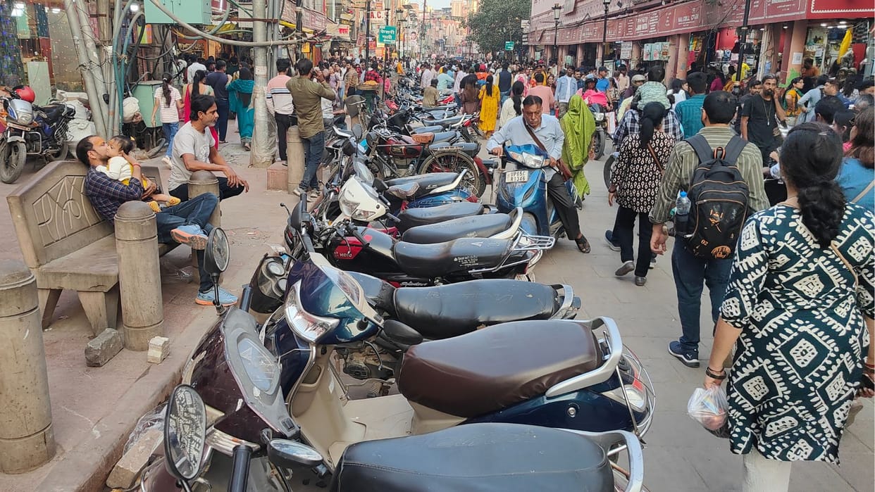 varanasi municipal corporation not decided area for selling meat around Vishwanath Dham after five meetings