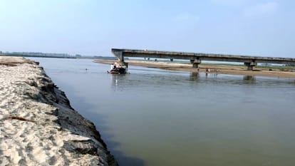 incomplete bridge like Bareilly in Pilibhit but google maps route in correct