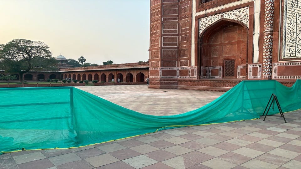 Conservation of chhatris floors and domes of Taj's Royal Gate begins it will take five to six months