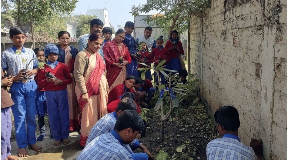Indore News World Soil Day Awareness program save soil
