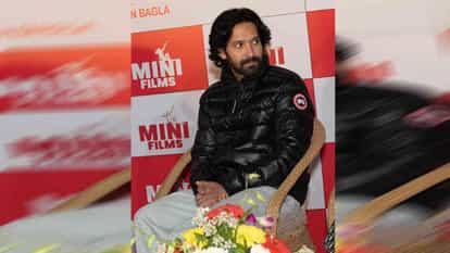 शनाया कपूर के साथ अगली फिल्म में नजर आएंगे विक्रांत मैसी और आरुषि निशंक ने देहरादून में सीएम धामी से की मुलाकात
