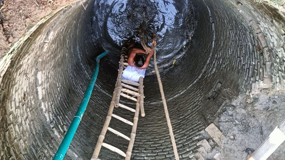 Information of a child falling into a well panic ensued water was extracted for seven hours