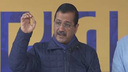 Arvind Kejriwal attacked the Election Commission and BJP for splitting votes in Delhi