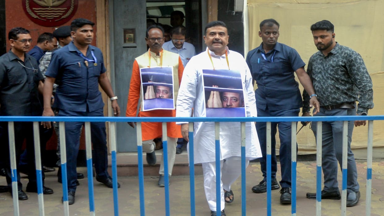 Bangladesh’s Kolkata mission head called to Dhaka for an urgent meeting