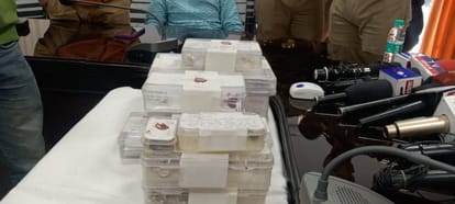 Three friends arrested: Took a room in a hotel for theft, fled with a bag full of gold and silver from a jewel