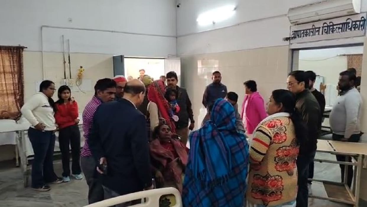 woman reached the collectorate to recover her missing son she fainted in bareilly