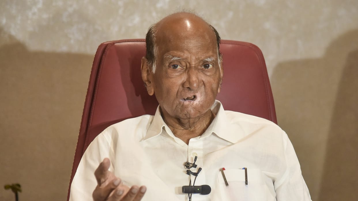 Sharad Pawar supports MPSC candidates, demand to increase vacancies in joint preliminary examination