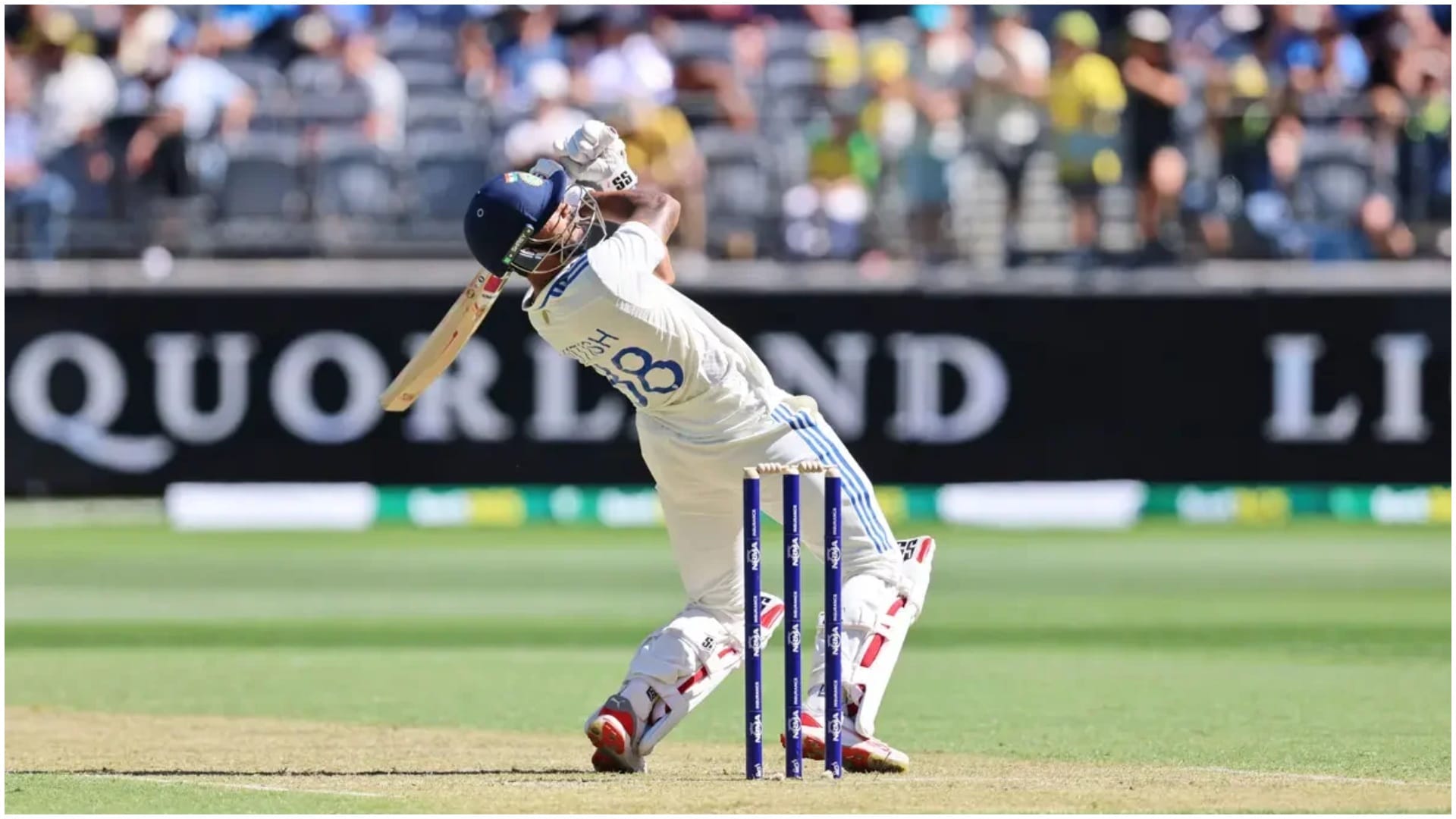 Two no balls...two sixes: Nitish Reddy brilliant batting amid the fall of wickets, knocked out Scott Boland