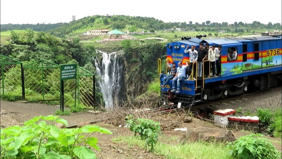 indore-news-patalpani-kalakund-heritage-train-rack-arrives-trial-run-soon