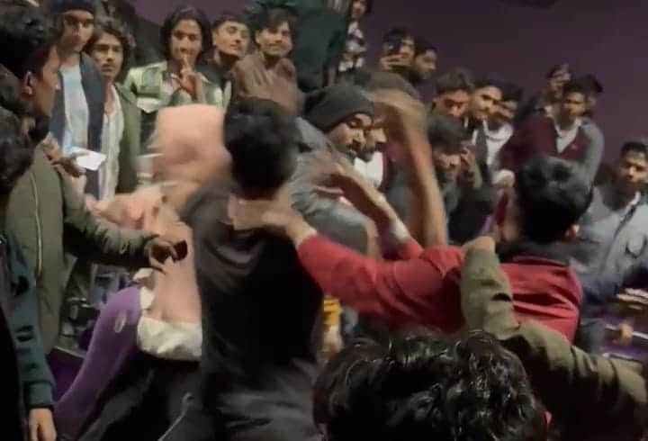 MP News Pushpa 2 Movie Fight Between Two Groups in Cinema Hall Know About Full Incident