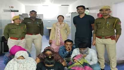 Bikaner News : मसाज पार्लर की आड़ में अनैतिक गतिविधियों का भंडाफोड़, पुलिस ने सात लोगों को हिरासत में लिया Bikaner News: Immoral activities under the guise of massage parlor busted, police detained seven people