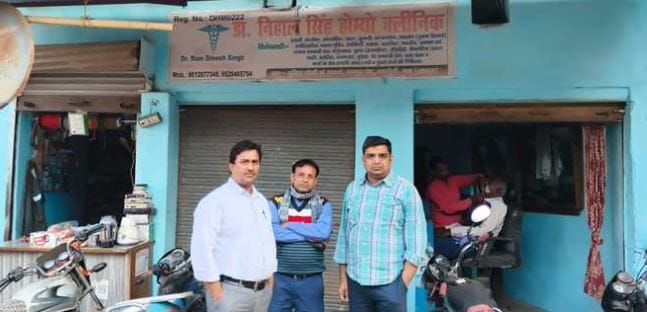 panic in health department hospital lab operator ran away by jumping from roof know reason