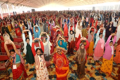 Followers across country Kashi Vihangam Yoga centenary celebrations inaugurated Swarved Mahamandir Dham