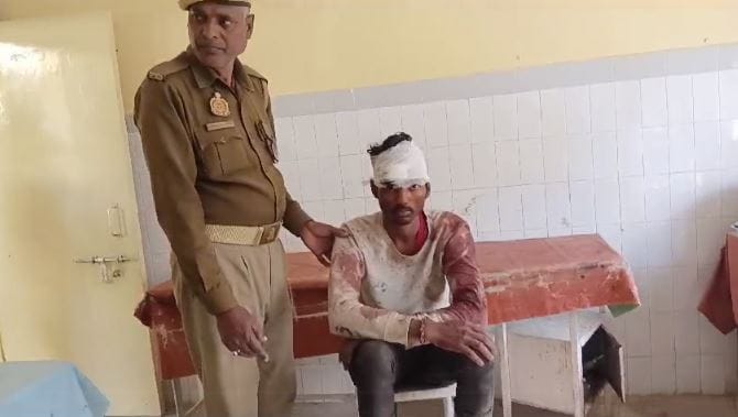 Sonbhadra News injured youth found many injury on body Police shocked know truth
