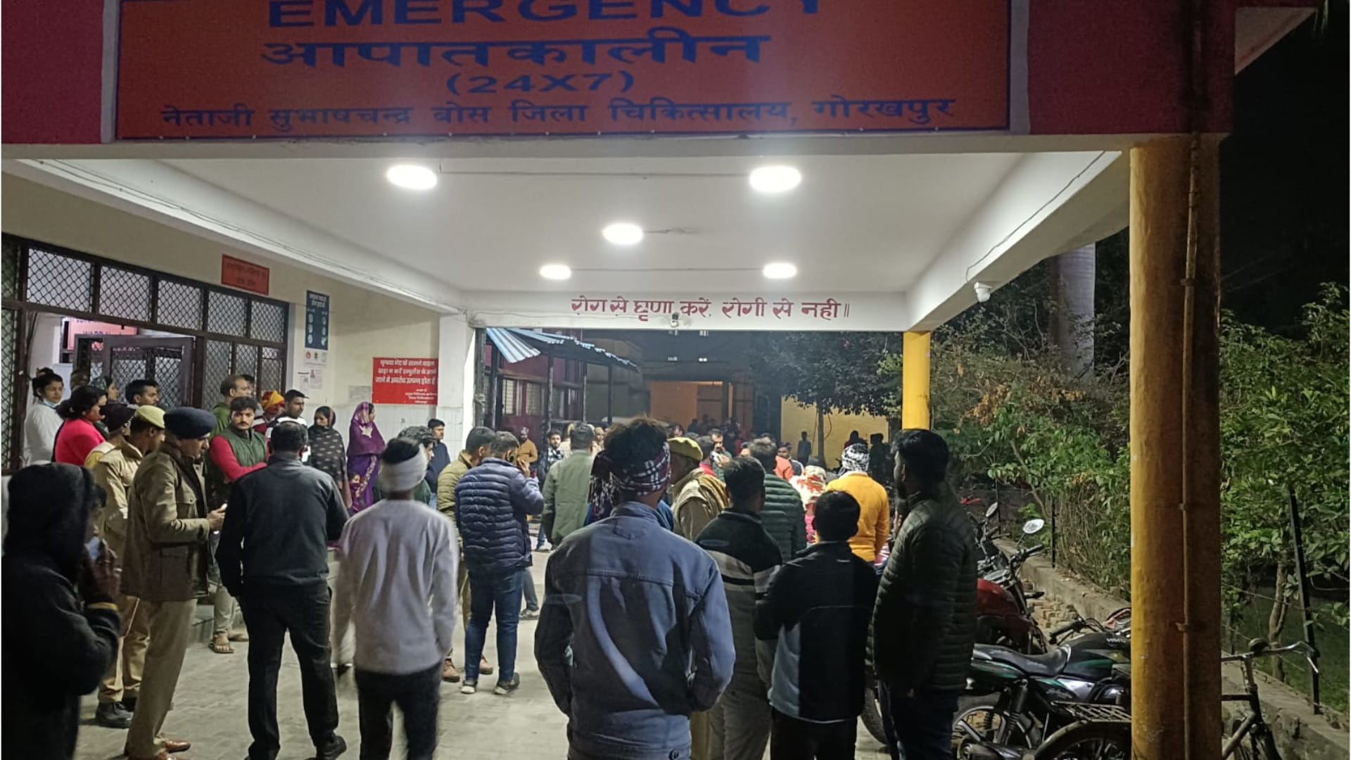A total of five people, including  two youths and three, died in a road accident in Gorakhpur late night.