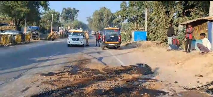 Chitrakoot road accident Overloaded vehicles roam around fearlessly major accidents have happened on highway
