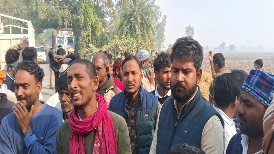 body of youth was found hanging from noose In Ambedkar Nagar Villagers block road accused police of harassment
