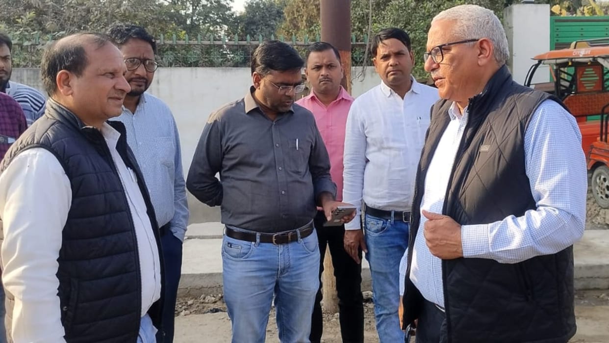 Bulldozer roared in Chandauli Encroachment demolished four-lane construction work started