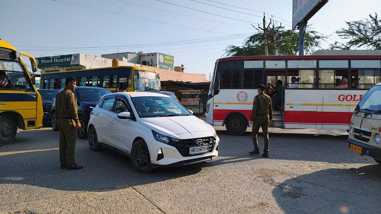 Villagers blocked Dighal toll in Manjeet murder case, Jhajjar police diverted route