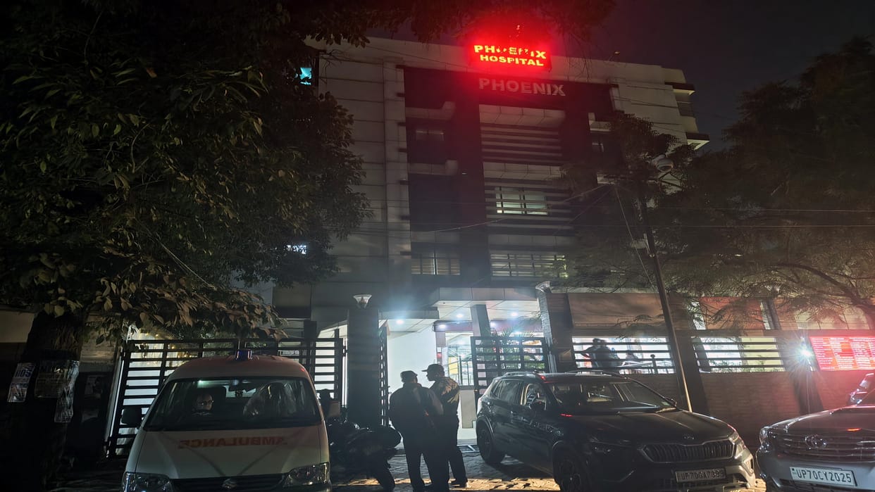 Income Tax Raid Crores of rupees in cash gold-diamond jewellery