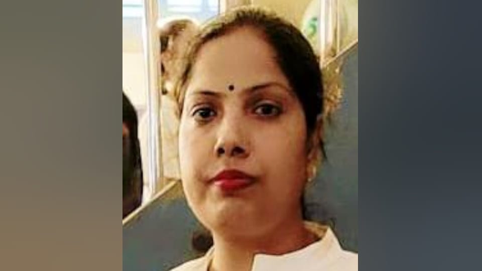 UP Crime News Husband Murders Wife and Two Daughters After 3 Years Know Reasons Behind