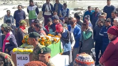 जवान का पार्थिव शरीर पहुंचा घर
