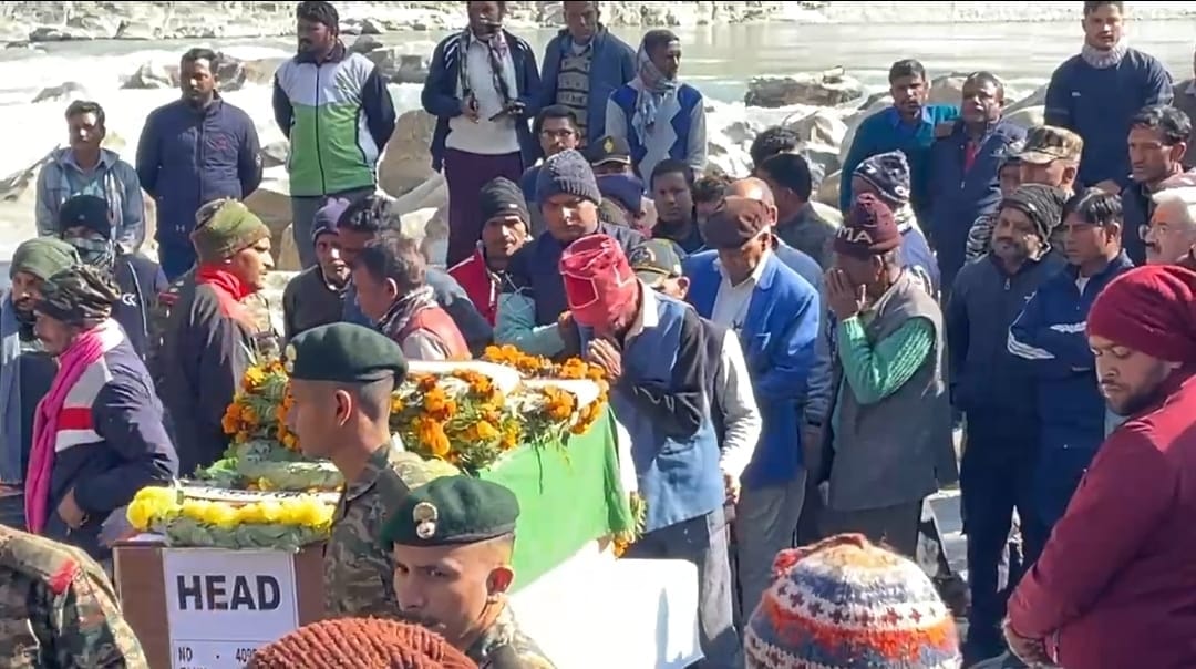 Uttarakhand Soldier Martyred in Rajasthan during training Funeral at house in karnaprayag