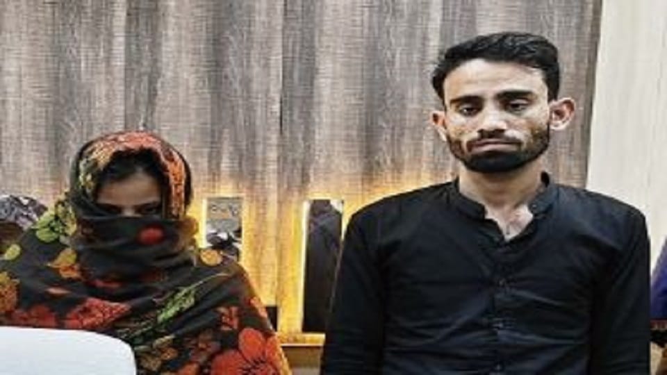 Husband killed his wife and two daughters in kasganj up news