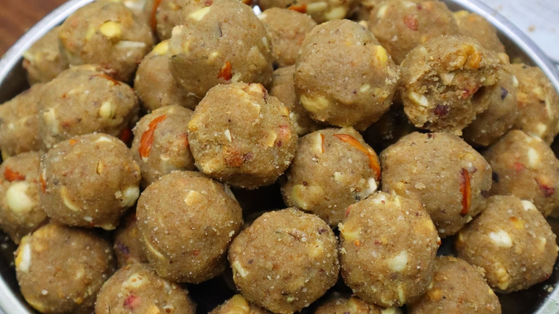 Shardiya Navratri Special Food Ideas Try Mawa Laddu Recipe At Home