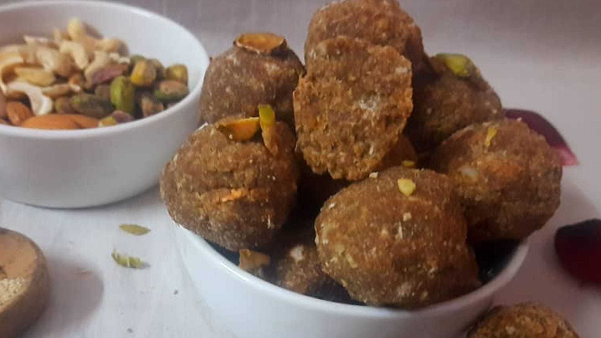 Winter Special Food best 5 types of laddu for winter season in hindi