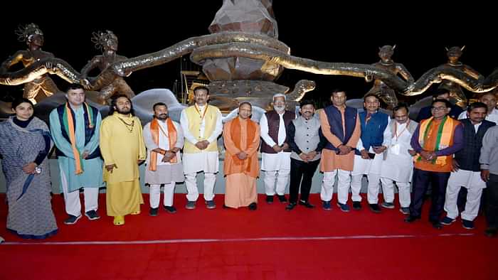 Prime Minister Modi will stay on the sands of Sangam for three hours, will start Mahakumbh by worshiping Ganga