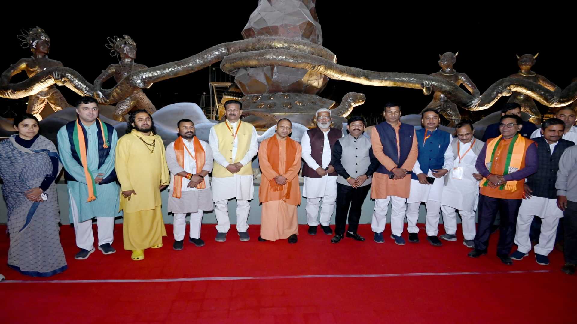 Prime Minister Modi will stay on the sands of Sangam for three hours, will start Mahakumbh by worshiping Ganga