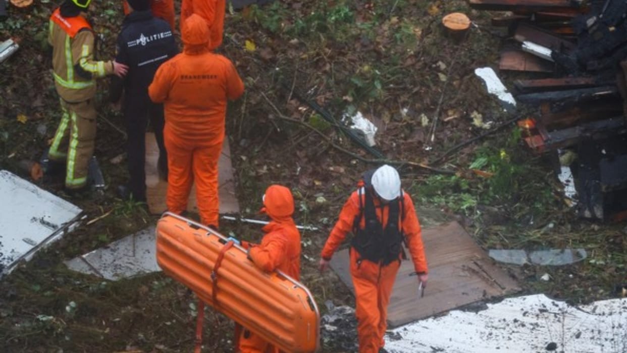 Netherlands five people killed after explosion in apartment building