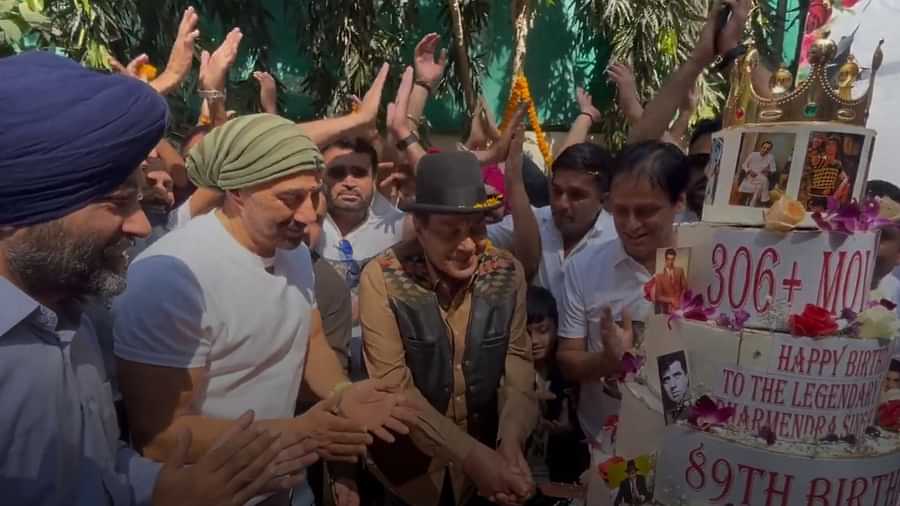 Dharmendra celebrated his Happy Birthday cutting cake with sunny deol and boby deol