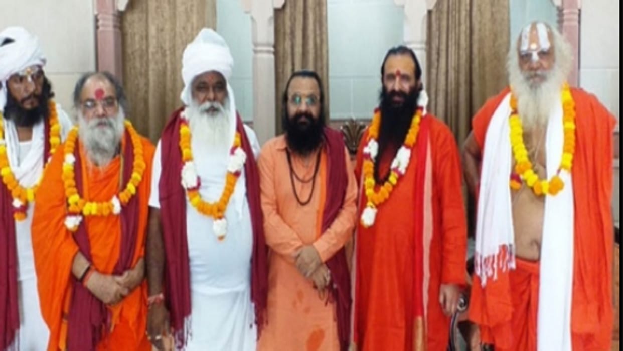 Divya Kumbh-Grand Akhara: Seven hundred camps in the new Udaasin Akhara, Panch President is supreme