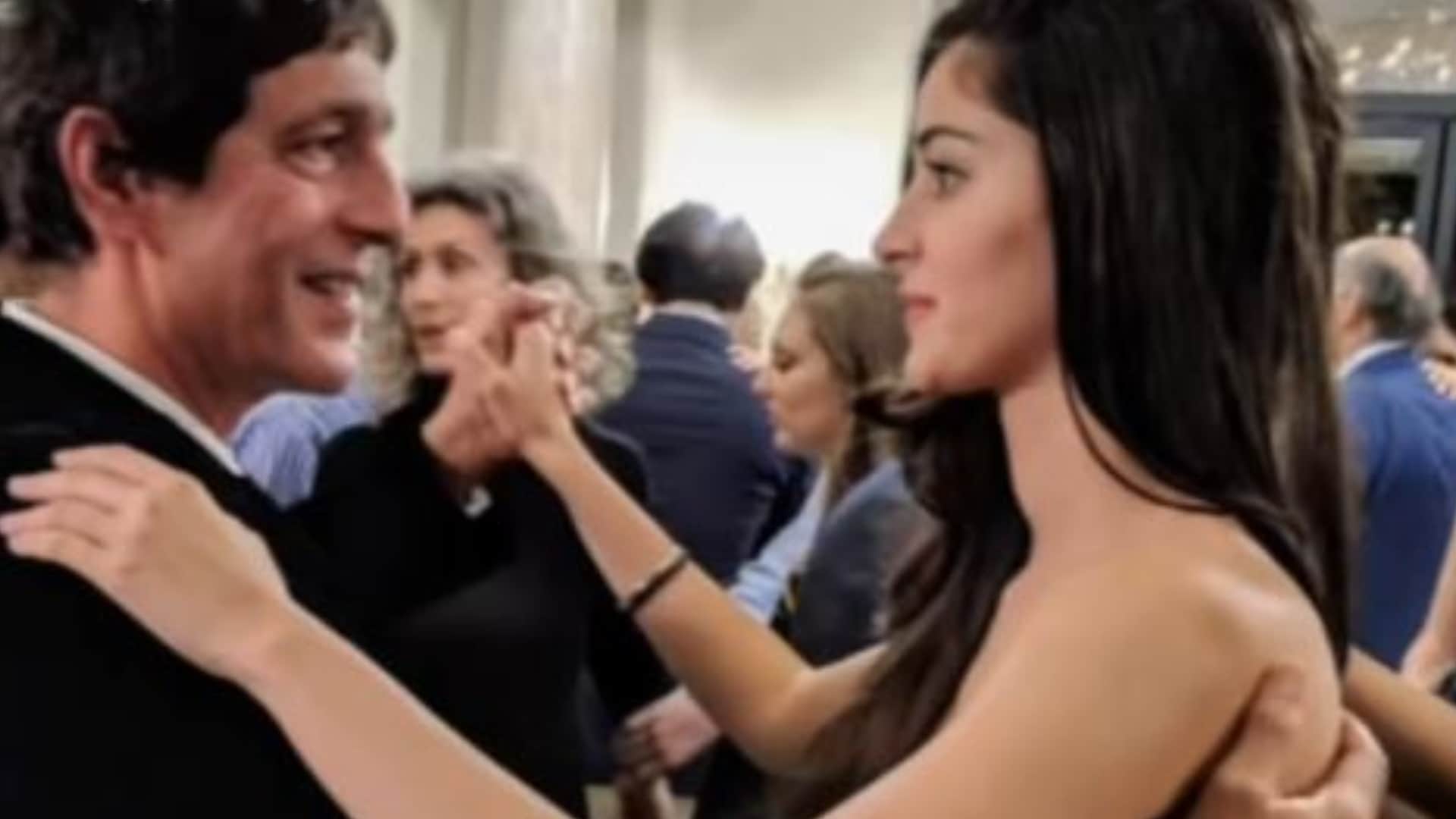 Ananya Panday proud dad Chunky Panday gets nostalgic remembering where it all started