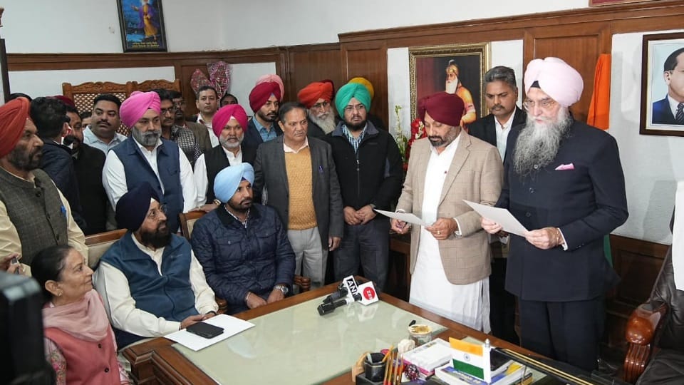 Congress MLA from Barnala Kala Dhillon took oath of office