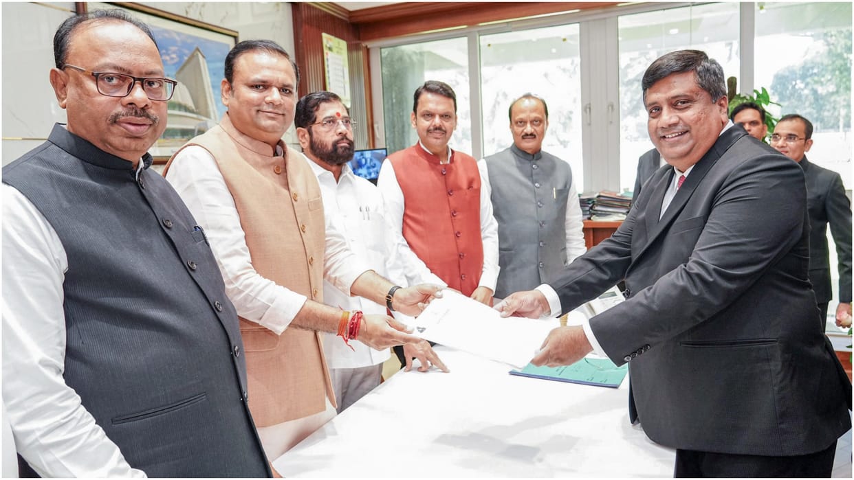BJP Rahul Narwekar elected unopposed as Maharashtra assembly Speaker Latest News Update