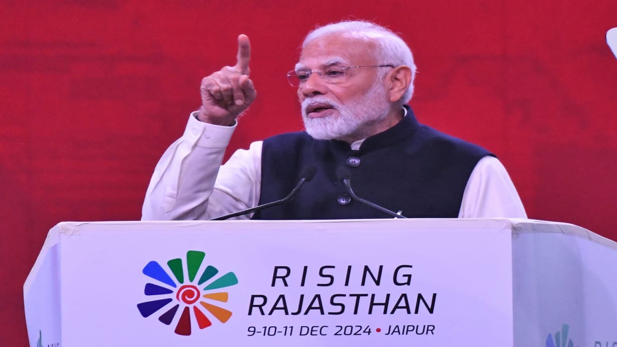 Rajasthan News: PM Modi praised the work of the Chief Minister, restrained the voices of his opponents