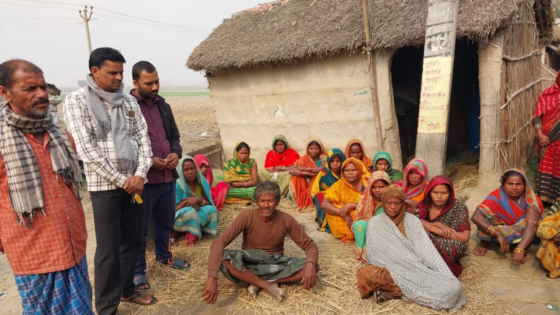 बेटे की मौत से शोक में डूबे परिजन
