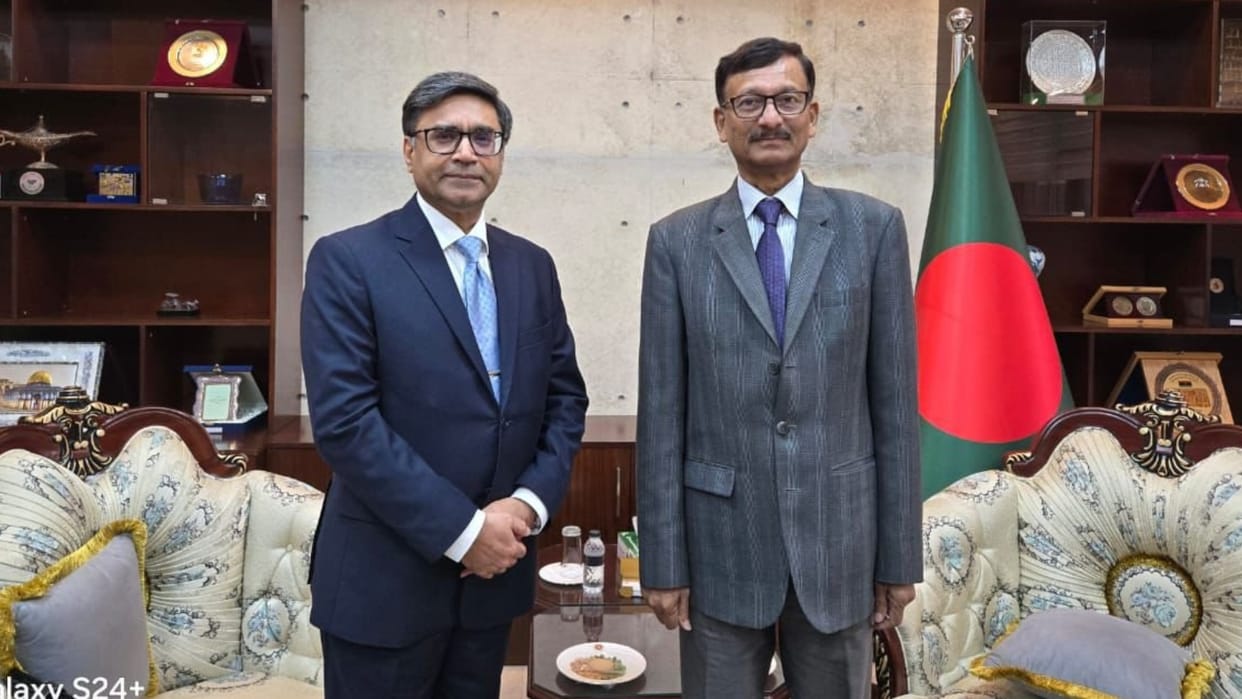 Foreign Secretary Vikram Misri met Foreign Adviser Md. Touhid Hossain of Bangladesh