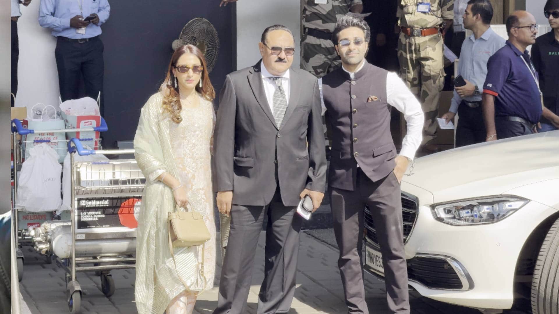 ranbir kapoor alia neetu kareena karisma saif ali jet off to meet PM Modi on raj kapoor 100 birth anniversary