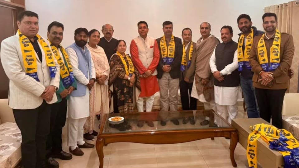 Five leaders expelled from BJP in morning join AAP in evening in Jalandhar