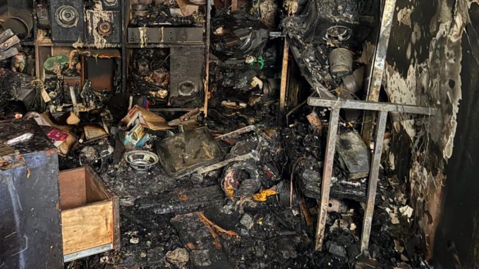 Fire broke out in an electronic shop in Vikas Nagar in chandigarh