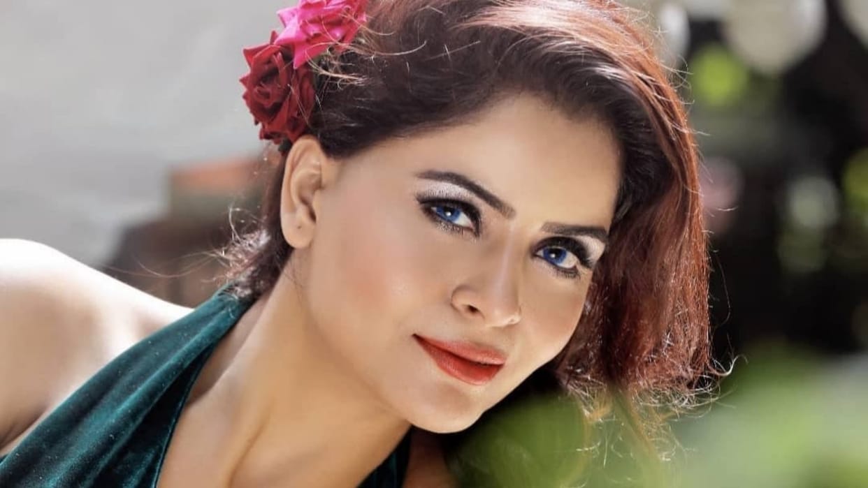 ED Questioned actress Gehana Vasisth on Adult content case details Inside