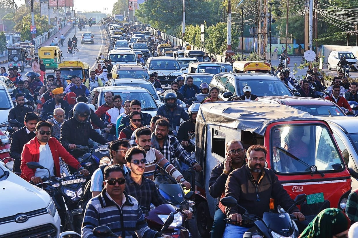 Indore: This year more new vehicles are on the roads in Indore than last year, two lakh vehicles will be regis